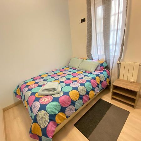 Homestay Herminiopuertas Мадрид Екстериор снимка